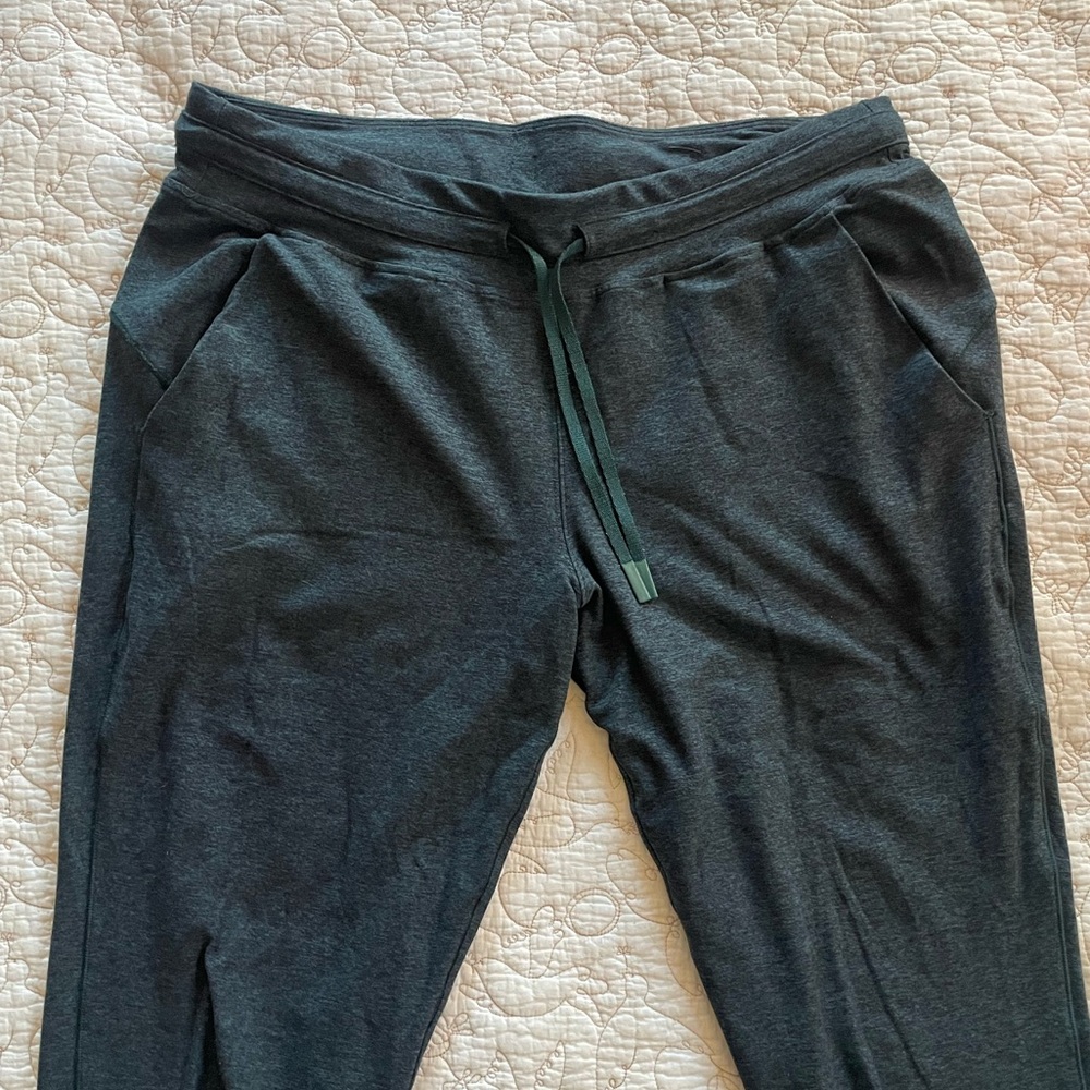 Lululemon Dark Blue/Gray Joggers EUC - Picture 2 of 4